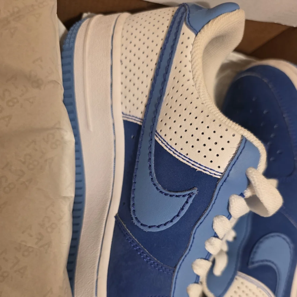 Womens Blue Nike Airforce 1s Size 4.5 Youth. 6 - 6.5 Womens - Picture 4 of 4